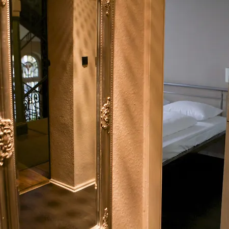 ArtHotel Connection-3