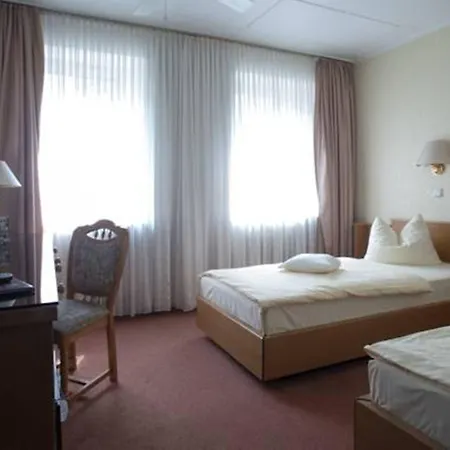 Hotel Schumacher Duesseldorf-2
