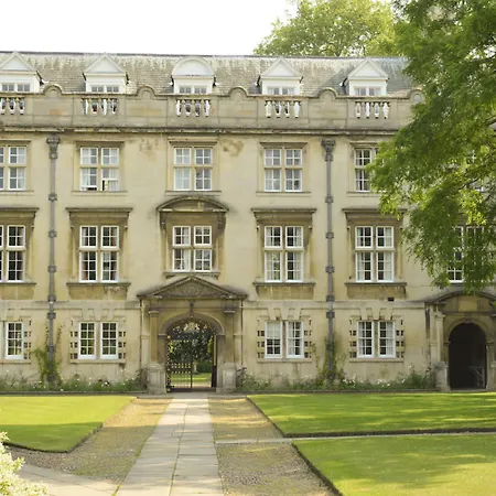 Christ'S College Cambridge-3