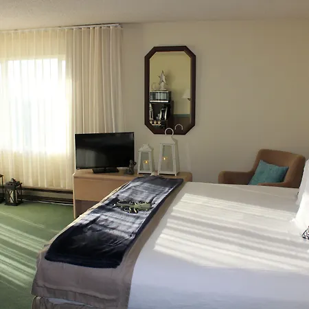 Chateau Westport Resort-3