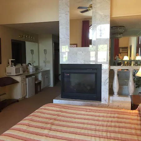 Lockport Inn And Suites-2