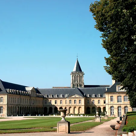 Le Bristol-3