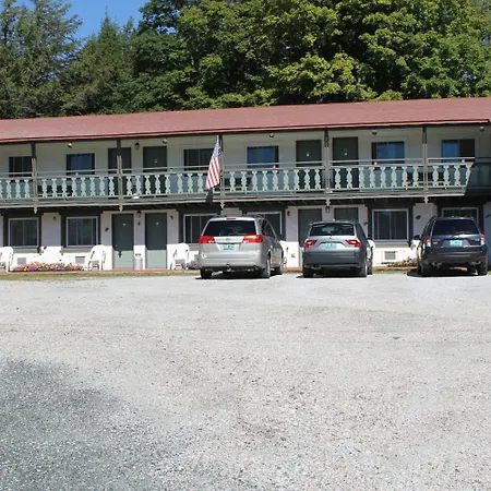 Happy Bear Motel-2
