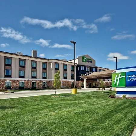 Holiday Inn Express Hutchison By Ihg-2