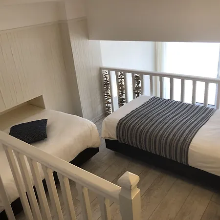 Golf Hotel-2