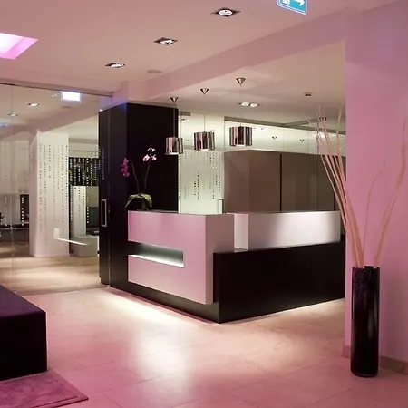 Pearl Design Hotel Frankfurt City-2