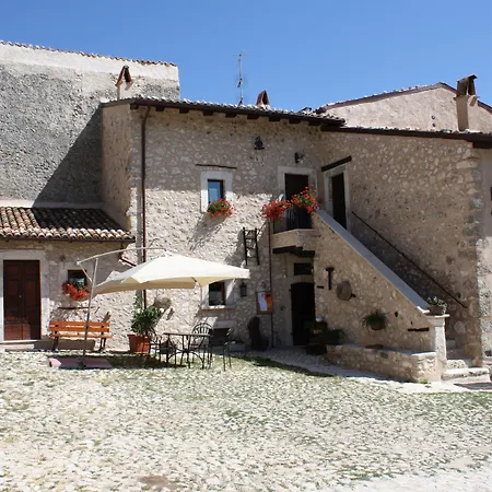 La Casa Sù Le Dimore Del Borgo-3
