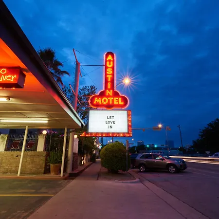 Austin Motel-3