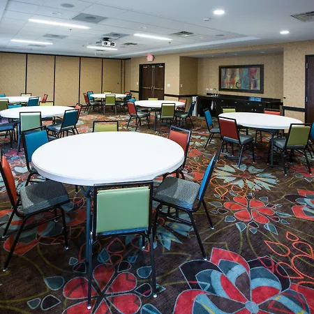 Hampton Inn & Suites Toledo/Westgate-3