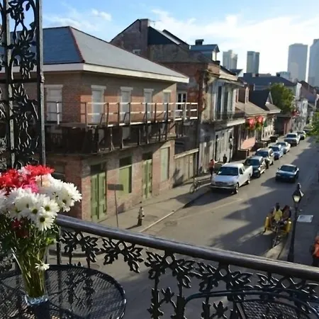 Lafitte Hotel & Bar-2