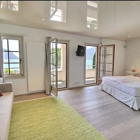 La Villa-2
