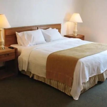 Rosemont Suites-3