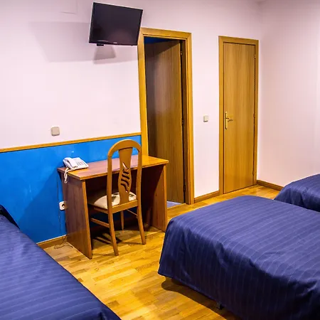 Hostal Montaloya-3