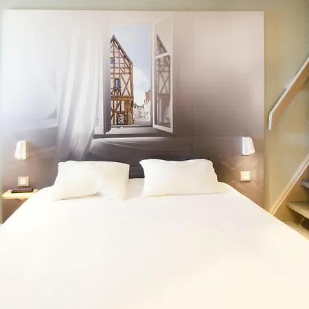 B&B HOTEL CHARTRES Le Forum-2