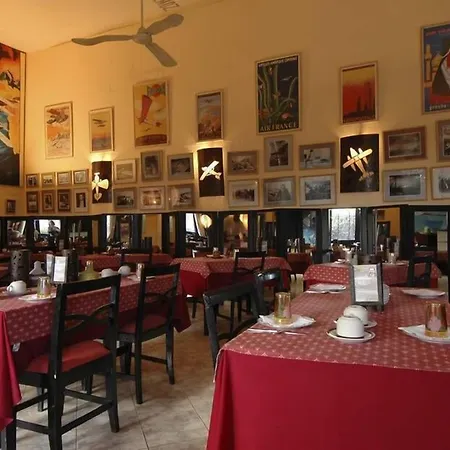 Hotel De La Poste-2