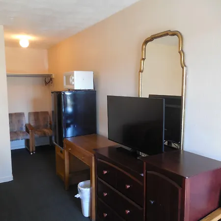 Ute Motel-3