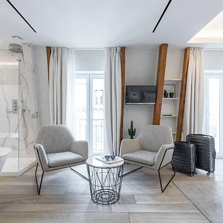 Le Dortoir Boutique Suites-3