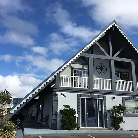 Wanderlust Inn-2