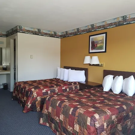 Clark'S Beach Motel-2