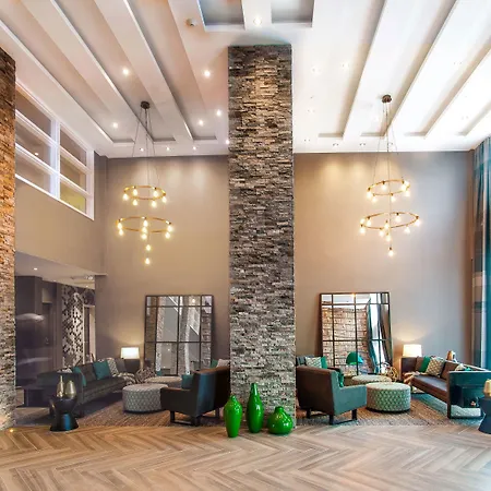 Sandman Hotel Oakville-2