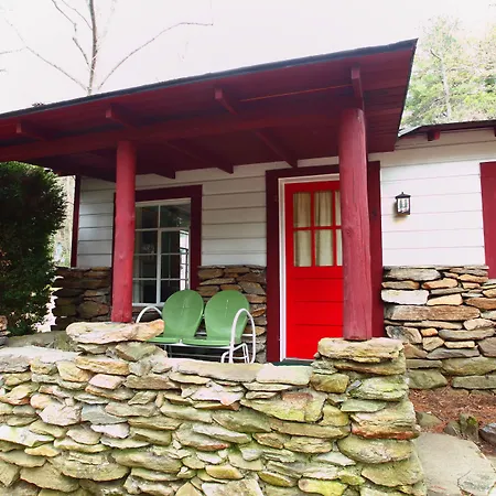 The Pines Cottages-3