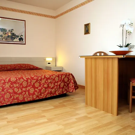 Hotel Excelsior-3