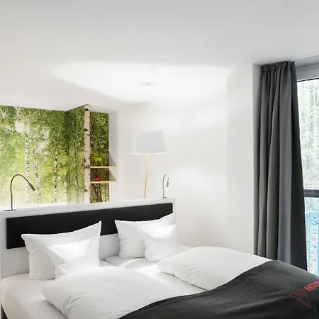 V-Hotel-2