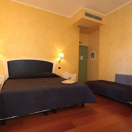 Hotel Rojan-2