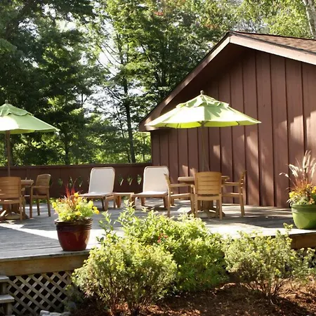 Lake Forest Resort-2
