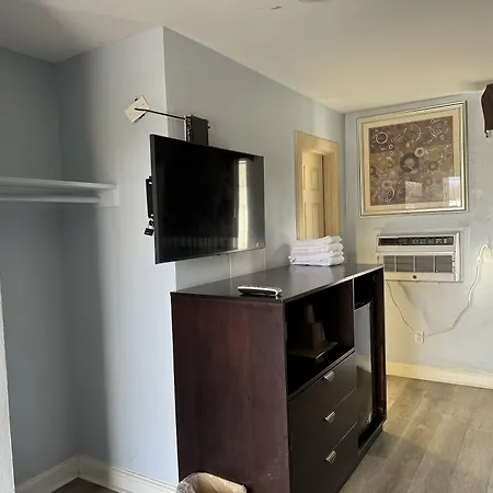 Budget Inn Danville-3