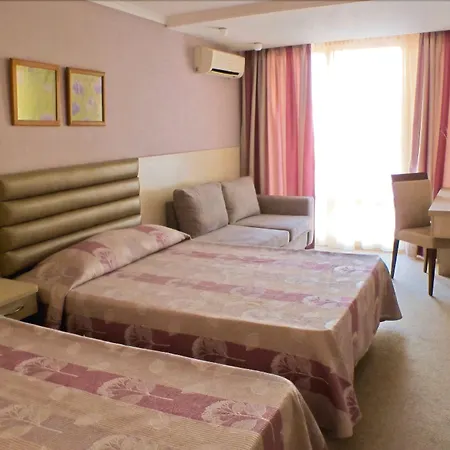 Hotel Sandy Beach-2