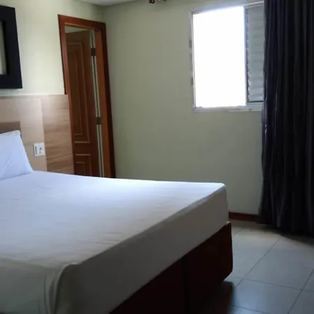 Hotel Luni-2