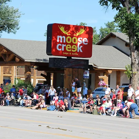 Moose Creek Lodge & Suites-3
