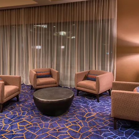 Courtyard By Marriott Jacksonville-3