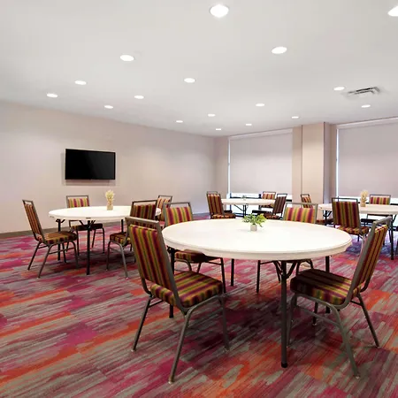 Home2 Suites By Hilton Tuscaloosa Downtown University Boulevard-3
