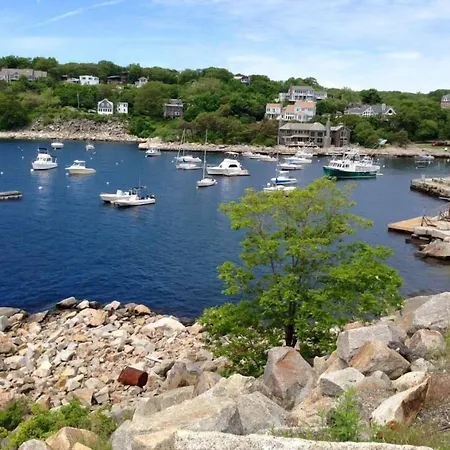 Seafarer Inn-2