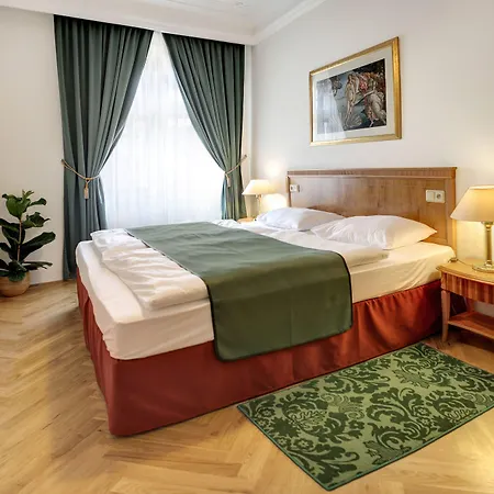 Grandhotel Ambassador Narodni Dum-3