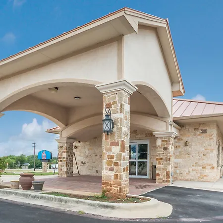 Motel 6-2