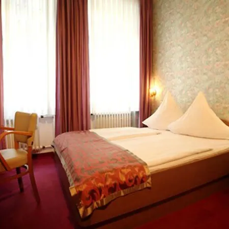 Astoria Hotel-3