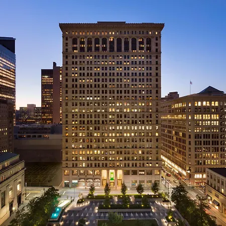 Embassy Suites Pittsburgh Downtown-2