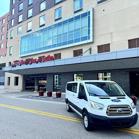 Hampton Inn & Suites Grand Rapids Downtown-2