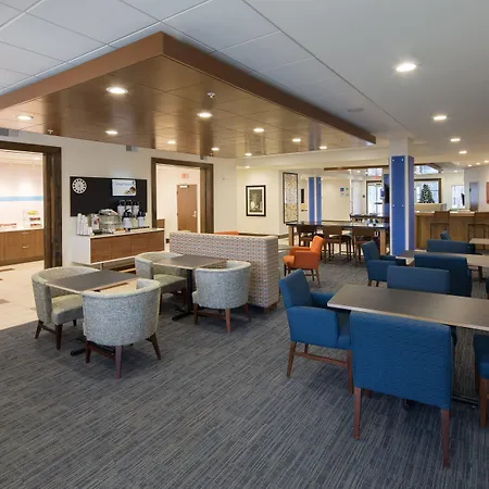Holiday Inn Express & Suites Alpena - Downtown By Ihg-2