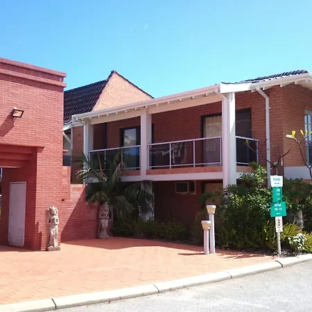 Sanno Marracoonda Perth Airport Hotel-2