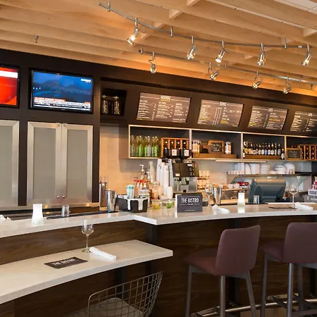 Courtyard By Marriott Morgantown-3