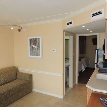 Fleur De Lis Beach Motel-2