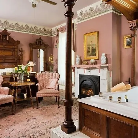 Garth Woodside Mansion Bed And Breakfast-3