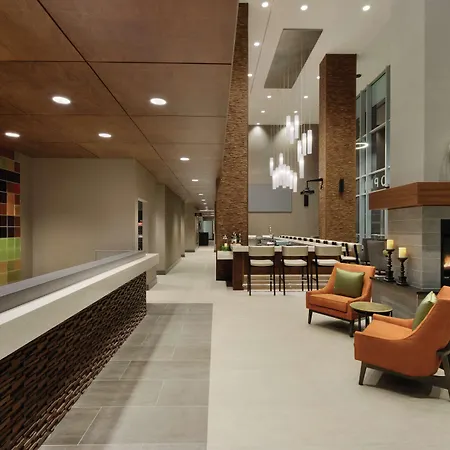 Hilton Garden Inn Calgary Downtown-3