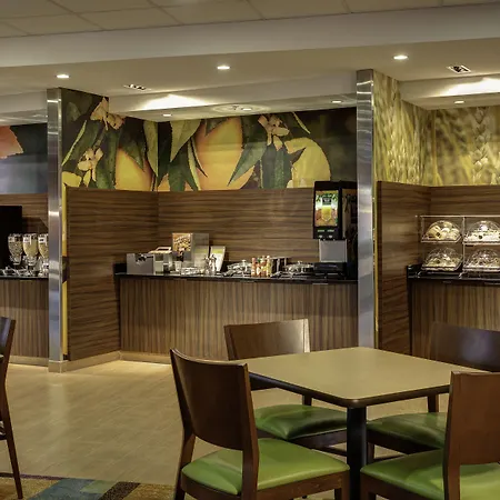 Fairfield Inn & Suites By Marriott Omaha West-2