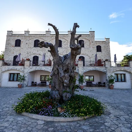 Hotel Castel Miramonti-2