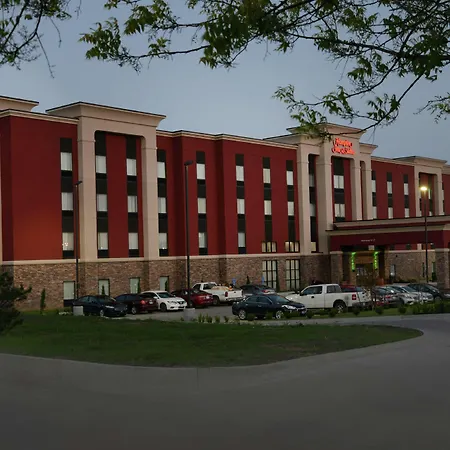 Hampton Inn & Suites Ponca City-2